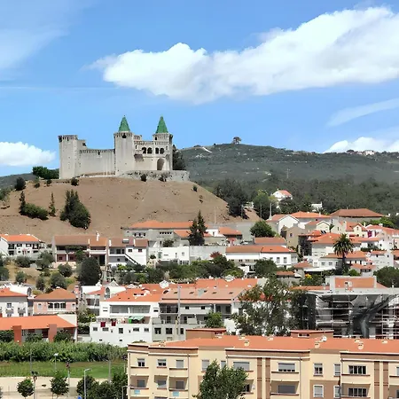 Comfortable In With Garden And Shared Pool