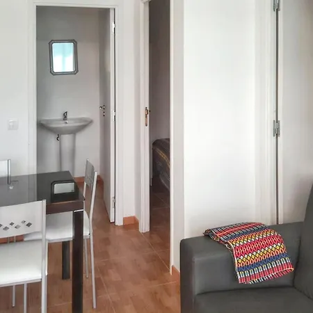 Comfortable In With Garden And Shared Pool Apartamento Pataias