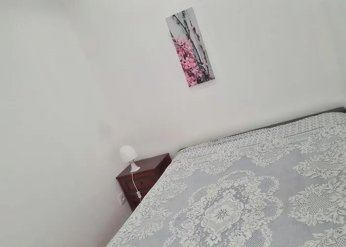 Comfortable In With Garden And Shared Pool Apartamento *