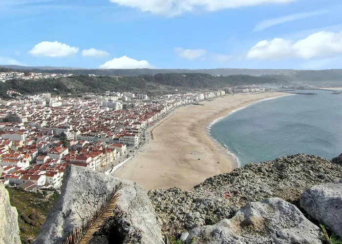 公寓 Comfortable In With Garden And Shared Pool